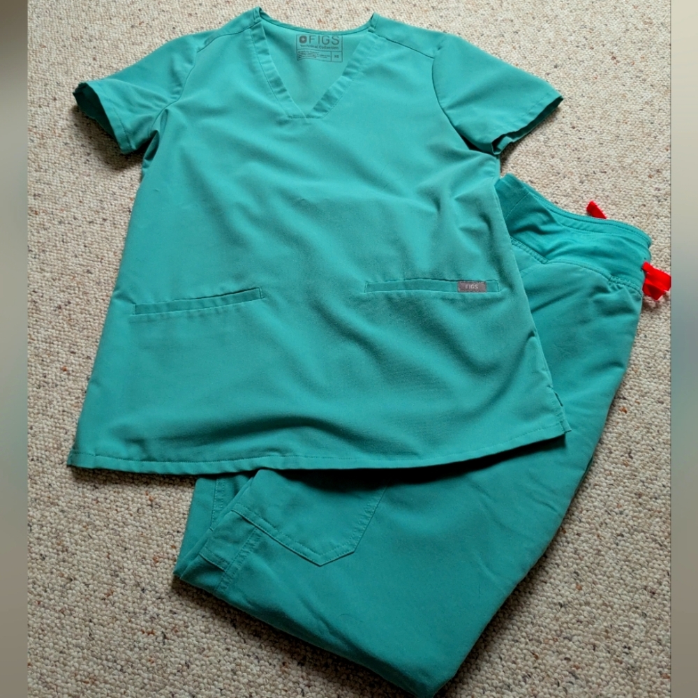 FIGS scrub set Surgical Green